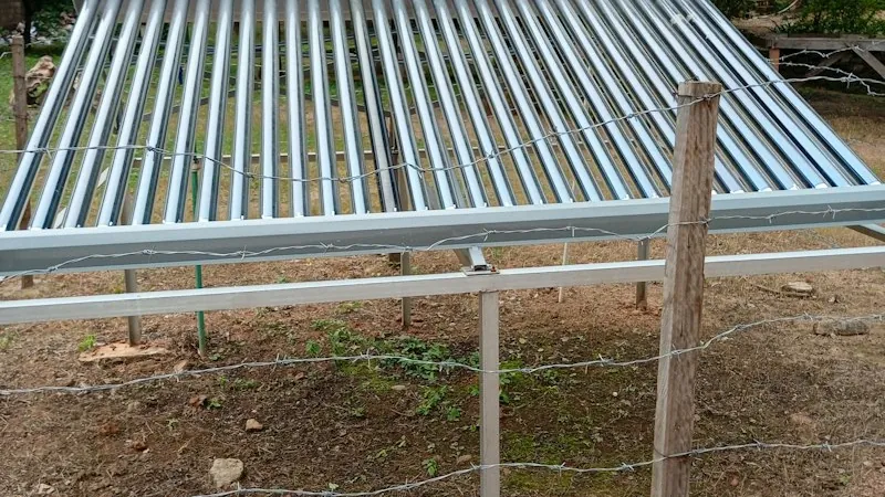 Tubos de um aquecedor solar de água